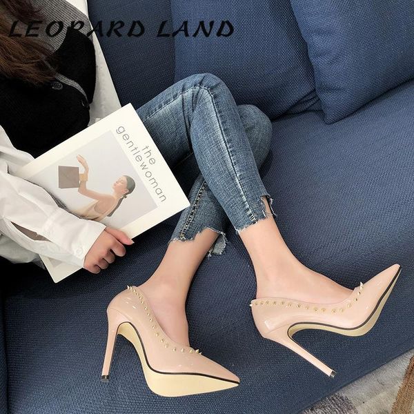 dress shoes leopard land 2021 spring studded pointed fine high heels women fashion rivet pumps, Black
dress shoes leopard land 2021 spring studded pointed fine high heels women fashion rivet pumps, Black