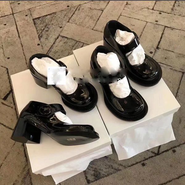 luxury dress shoes net red 2021 spring single thick versatile patent leather mary jane sho women's big head college style high heels, Black
luxury dress shoes net red 2021 spring single thick versatile patent leather mary jane sho women's big head college style high heels, Black