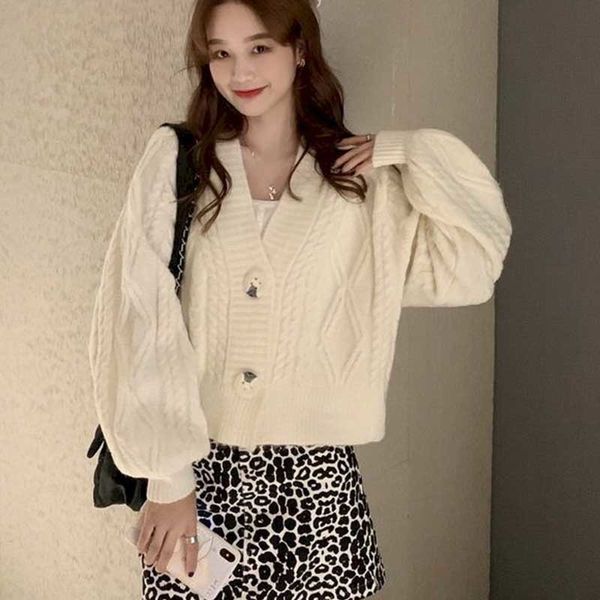 2021 autumn and new winter with long sleeve v-cleavage cardigan sweater in loose korean fashion casual female lazy button st tqv8, White;black
2021 autumn and new winter with long sleeve v-cleavage cardigan sweater in loose korean fashion casual female lazy button st tqv8, White;black