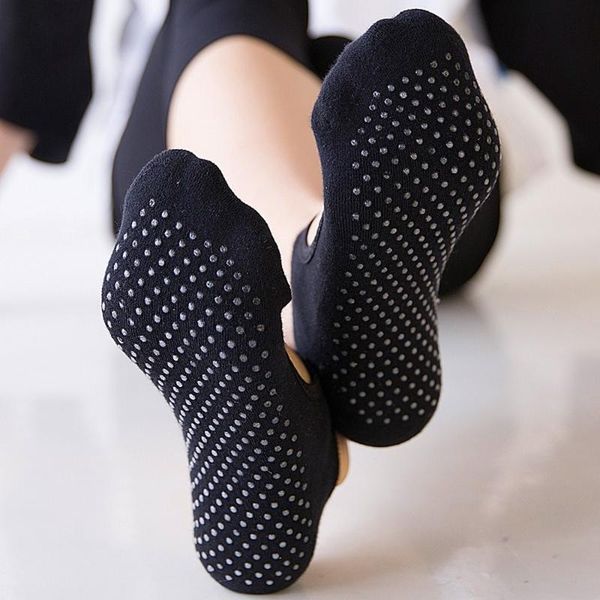 sports socks toeless non skid sticky grip yoga for women anti slip cotton fitness gym dance, Black
sports socks toeless non skid sticky grip yoga for women anti slip cotton fitness gym dance, Black