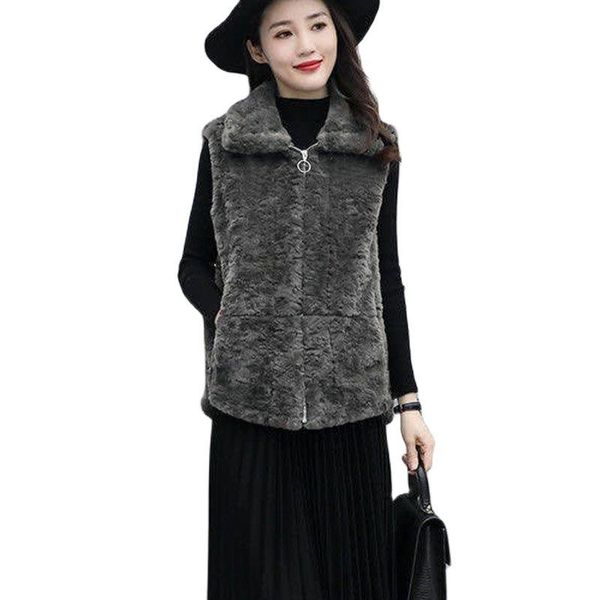 women's vests autumn winter vest jacket plus velvet thickening imitate fur ladies coat short loose female outer wear, Black;white
women's vests autumn winter vest jacket plus velvet thickening imitate fur ladies coat short loose female outer wear, Black;white