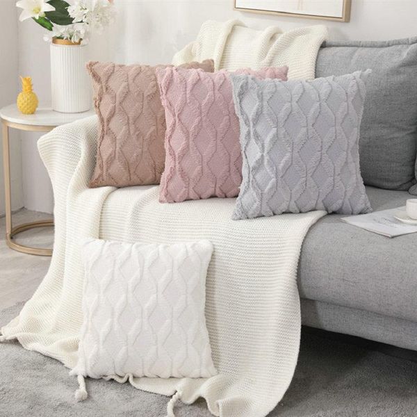 cushion/decorative pillow 18 inch luxury fluffy sofa plush soft cushion cover geometric cases home decor living room decoration hug throw be
cushion/decorative pillow 18 inch luxury fluffy sofa plush soft cushion cover geometric cases home decor living room decoration hug throw be