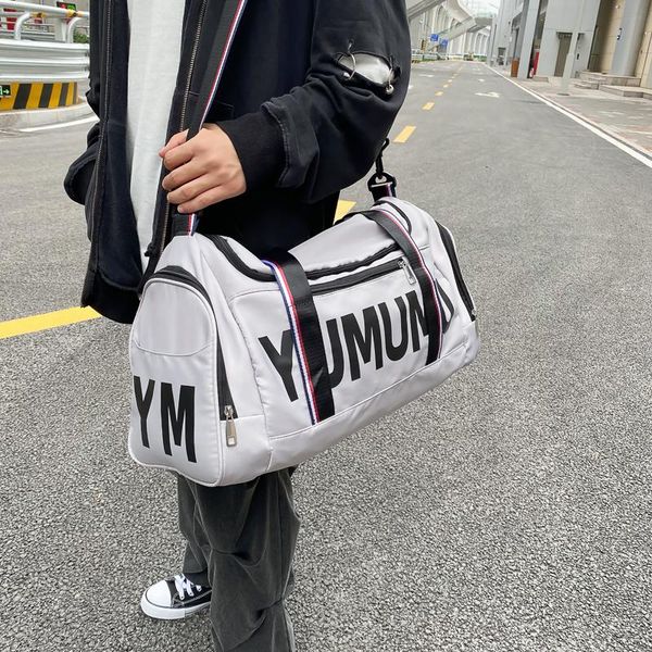 duffel bags business trip short distance travel bag women's and men's light hand luggage large capacity storage sports fitness ba
duffel bags business trip short distance travel bag women's and men's light hand luggage large capacity storage sports fitness ba