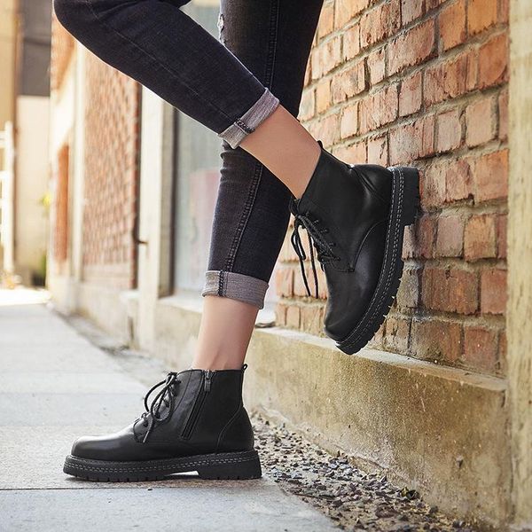 boots hand-made boots, women's fall 2021 casual versatile layer leather single shoes, Black
boots hand-made boots, women's fall 2021 casual versatile layer leather single shoes, Black