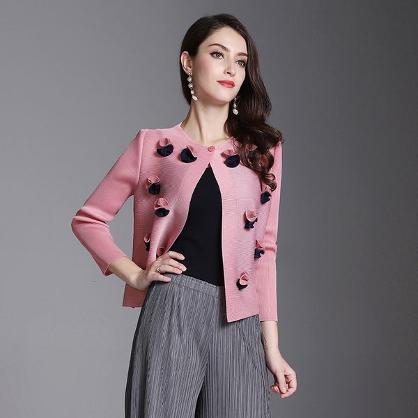 2021 new pleated 3d appliques blouses winter long sleeve button shirt women floral temperament pink indie aesthetic clothes 1ezt, White
2021 new pleated 3d appliques blouses winter long sleeve button shirt women floral temperament pink indie aesthetic clothes 1ezt, White