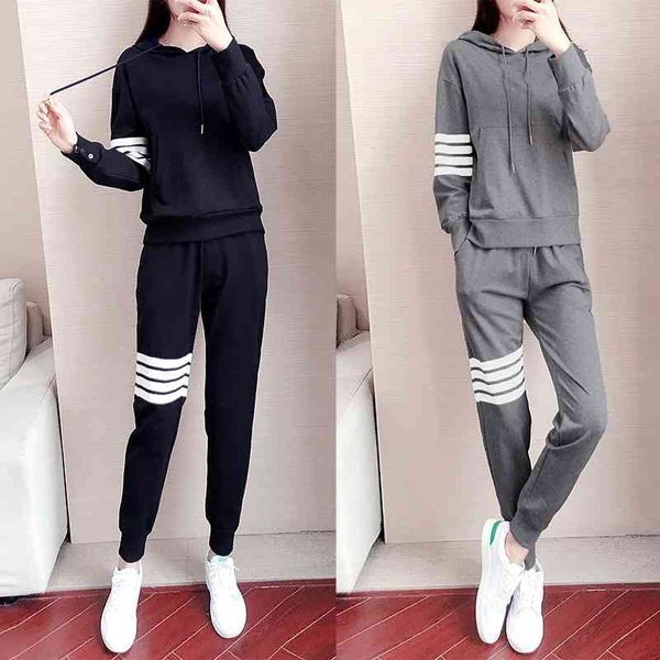 tb three bar fashion sportswear women's autumn and winter 2021 new korean casual cotton sweater running two-piece set, Gray
tb three bar fashion sportswear women's autumn and winter 2021 new korean casual cotton sweater running two-piece set, Gray