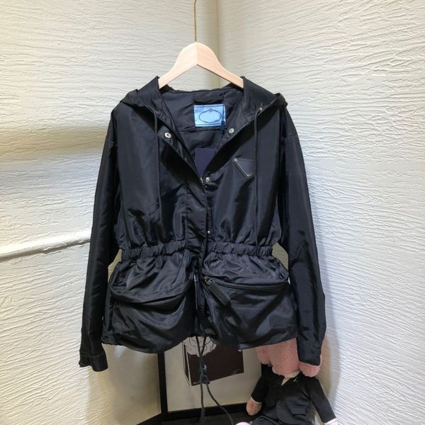 p family zhang jiani's same type of assault suit cool letter triangle elastic waist drawstring jacket windbreaker coat0, Black;brown
p family zhang jiani's same type of assault suit cool letter triangle elastic waist drawstring jacket windbreaker coat0, Black;brown