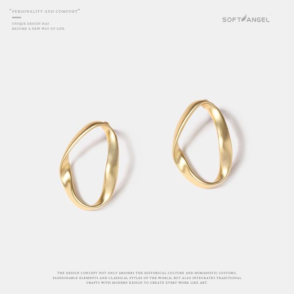 out circle earrings feminine fashion simple personalized 
out circle earrings feminine fashion simple personalized