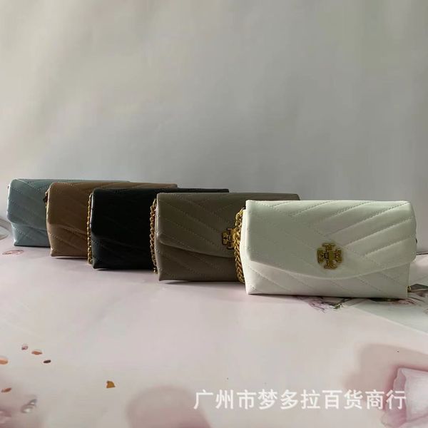 designer tb same simple sewing diamond chain solid mini one shoulder messenger envelope women's bag
designer tb same simple sewing diamond chain solid mini one shoulder messenger envelope women's bag