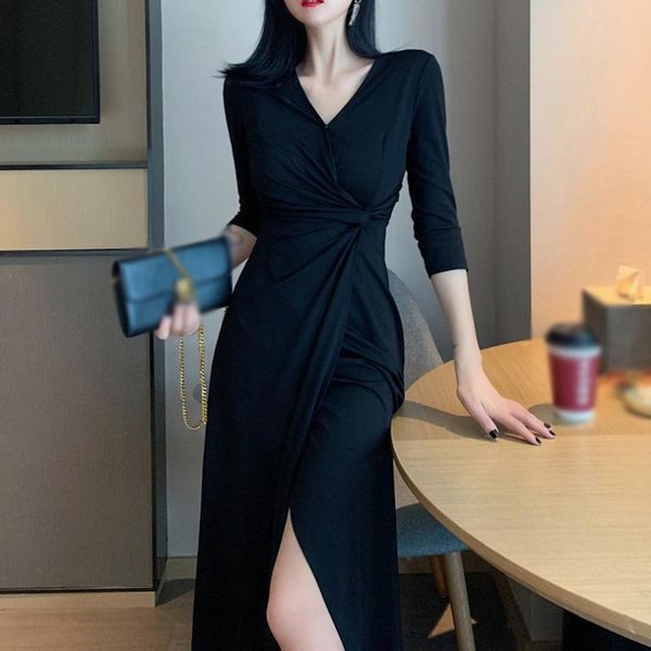 casual dresses women summer black elegant v neck half sleeve slit oversized dress female slim pleated party bandage maxi vestidos 2021, Black;gray
casual dresses women summer black elegant v neck half sleeve slit oversized dress female slim pleated party bandage maxi vestidos 2021, Black;gray