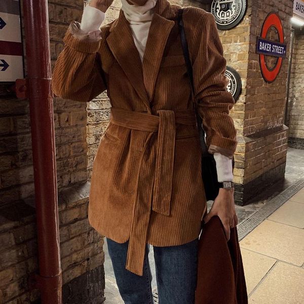 women's suits & blazers 2021 vintage thick corduroy women coat notched collar single-breasted elegant office ladies blazer with belt, White;black
women's suits & blazers 2021 vintage thick corduroy women coat notched collar single-breasted elegant office ladies blazer with belt, White;black