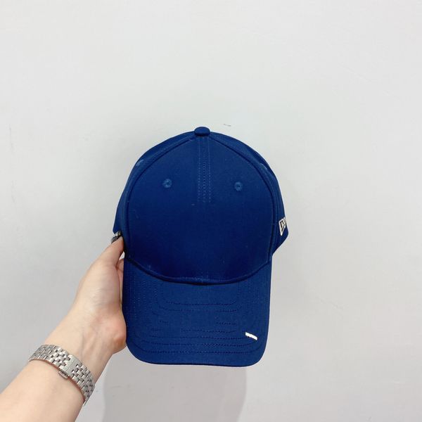2021 fashion new baseball caps pure cotton ball caps letter embroidery logo luxury designer baseball cap 4 colors, Blue;gray
2021 fashion new baseball caps pure cotton ball caps letter embroidery logo luxury designer baseball cap 4 colors, Blue;gray