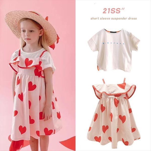 korean girls princess pink girl dress ruffle heart shaped sling letter white short sleeve t shirt summer childrens wear, Red;yellow
korean girls princess pink girl dress ruffle heart shaped sling letter white short sleeve t shirt summer childrens wear, Red;yellow