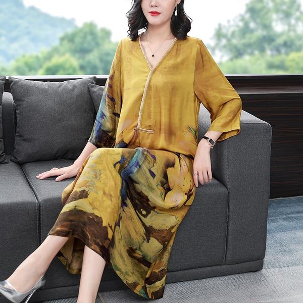 casual dresses coigarsam women long dress spring 2022 fashion print full sleeve loose v-neck design and color vestidos robe, Black;gray 
casual dresses coigarsam women long dress spring 2022 fashion print full sleeve loose v-neck design and color vestidos robe, Black;gray
