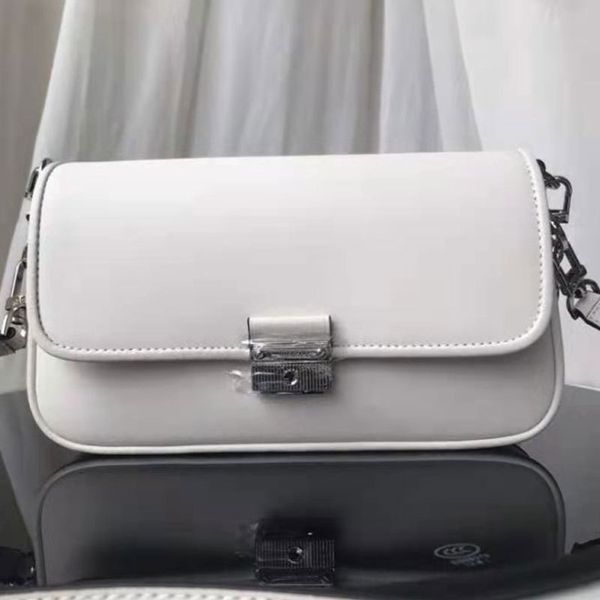 75% off luxury handbag family's new hand-held staff underarm bag fashion flip envelope women's shoulder slanting leather bag fuy6
75% off luxury handbag family's new hand-held staff underarm bag fashion flip envelope women's shoulder slanting leather bag fuy6