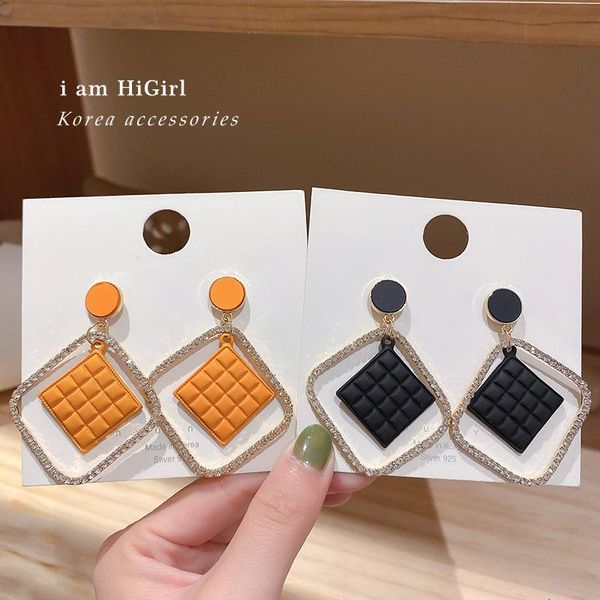 geometric hollow out crystal dangle earrings for women jewelry 2021 solid color rhombus shape drop earrings party gifts, Golden;silver
geometric hollow out crystal dangle earrings for women jewelry 2021 solid color rhombus shape drop earrings party gifts, Golden;silver