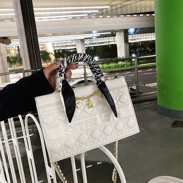 factory store shop pu bag female 2022 korean version lingge fashion embroidered thread ins net red portable messenger chain tote bag vbmf
factory store shop pu bag female 2022 korean version lingge fashion embroidered thread ins net red portable messenger chain tote bag vbmf