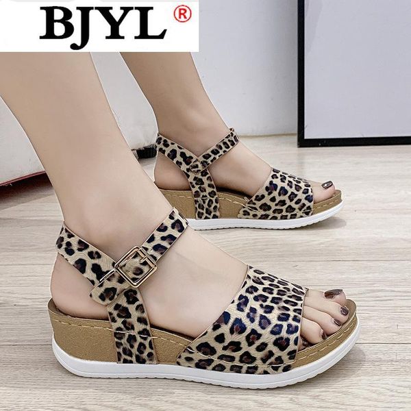 2021 ladies sandals shoes women summer fashion sandals leopard retro buckle strap wedges peep toe chaussures femme, Black
2021 ladies sandals shoes women summer fashion sandals leopard retro buckle strap wedges peep toe chaussures femme, Black