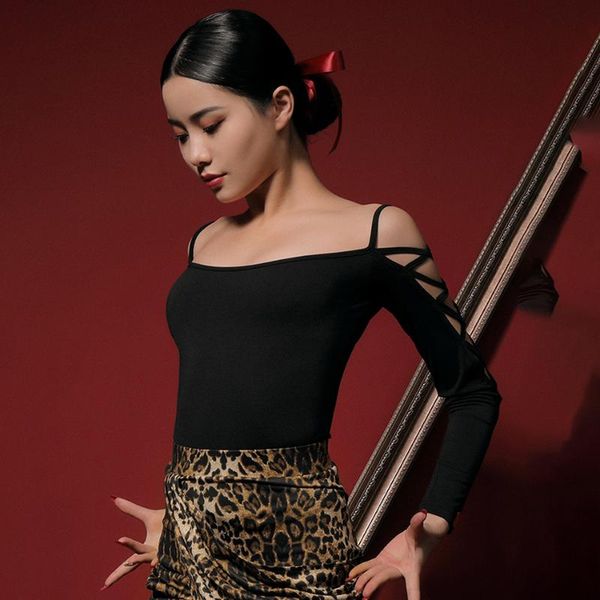 stage wear long striped sleeve women latin dance bare back dancing practise tango chacha performamnce l1141, Black;red
stage wear long striped sleeve women latin dance bare back dancing practise tango chacha performamnce l1141, Black;red
