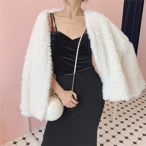 winter women's lamb solid color korea chic harajuku vintage long sleeve cardigan plush short loose fashion jacket 210608, Black;brown
winter women's lamb solid color korea chic harajuku vintage long sleeve cardigan plush short loose fashion jacket 210608, Black;brown
