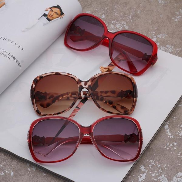 outdoor eyewear female prismatic hiking design driving sunglasses women ladies elegant big sun glasses uv400
outdoor eyewear female prismatic hiking design driving sunglasses women ladies elegant big sun glasses uv400