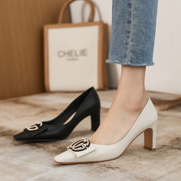 shoes style square head dress high heel women's shoes sweet medium thick shallow mouth fashion single women b65-16 95t5, Black
shoes style square head dress high heel women's shoes sweet medium thick shallow mouth fashion single women b65-16 95t5, Black