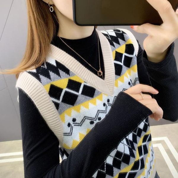 women's vests vest sweater 2021 korean fashion knitted spring and autumn coat, Black;white
women's vests vest sweater 2021 korean fashion knitted spring and autumn coat, Black;white