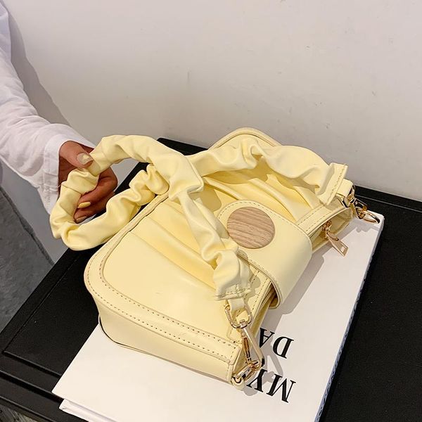 evening bags niche design high-end women's bag 2021 fold messenger underarm dual-use square shoulder width: 23cm
evening bags niche design high-end women's bag 2021 fold messenger underarm dual-use square shoulder width: 23cm
