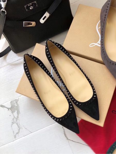 2021 good quality fashion women luxurys designers shoes designer sandals womens luxury high heels sandal dress shoess with box size 35-41 -l, Black
2021 good quality fashion women luxurys designers shoes designer sandals womens luxury high heels sandal dress shoess with box size 35-41 -l, Black