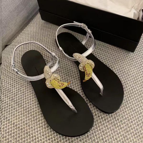 sandals 2021 summer flip toe banana crystal diamond flat bottom all-match holiday beach slippers comfortable dress women, Black
sandals 2021 summer flip toe banana crystal diamond flat bottom all-match holiday beach slippers comfortable dress women, Black
