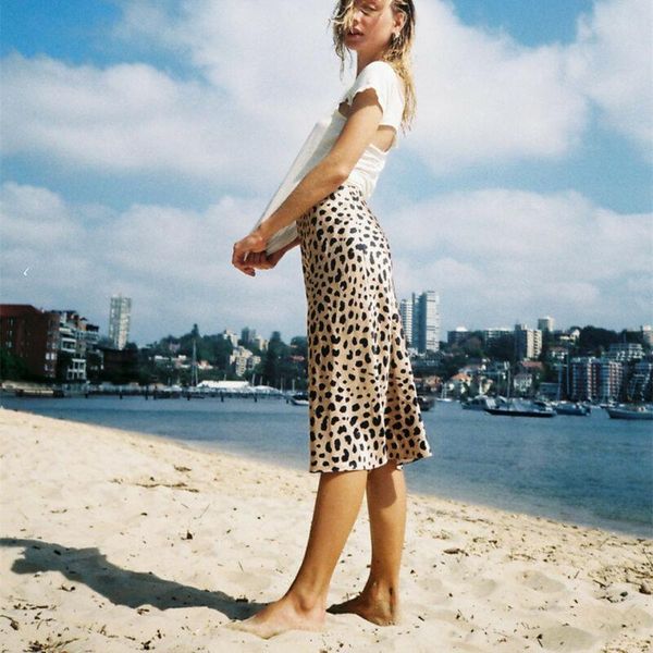 skirts 2021 summer casual women long high waist a-line skirt ladies loose leopard plus size, Black
skirts 2021 summer casual women long high waist a-line skirt ladies loose leopard plus size, Black
