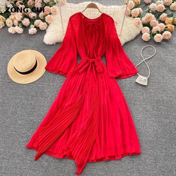 casual dresses 2021 fall women flare sleeve maxi dress o-neck loose solid lace up pleated long fashion streetwear office robes, Black;gray
casual dresses 2021 fall women flare sleeve maxi dress o-neck loose solid lace up pleated long fashion streetwear office robes, Black;gray