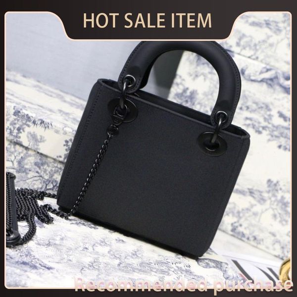 2021 high designer saddle handbag classic new lady shoulder wallet fabric and houndstooth handbag leather luxury bag quality bag chiet
2021 high designer saddle handbag classic new lady shoulder wallet fabric and houndstooth handbag leather luxury bag quality bag chiet