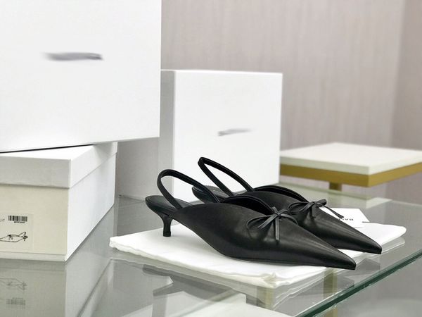 2021 good quality fashion women luxurys designers shoes designer sandals womens luxury high heels sandal dress shoess with box size 35-41 -h, Black
2021 good quality fashion women luxurys designers shoes designer sandals womens luxury high heels sandal dress shoess with box size 35-41 -h, Black