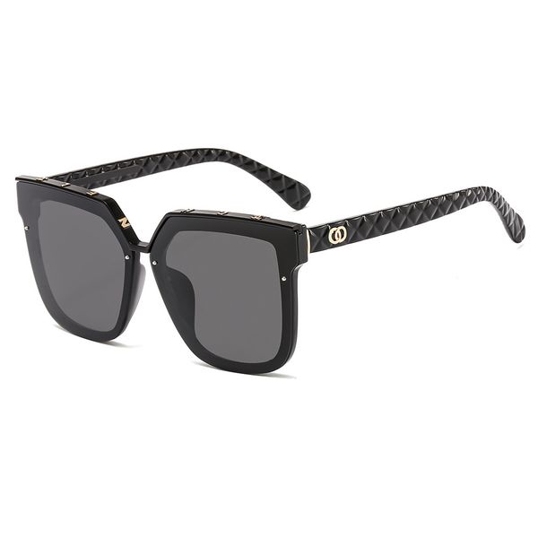 brand design luxury polarised sunglasses for women fashion retro women summer driving sport polaroid 2021, White;black
brand design luxury polarised sunglasses for women fashion retro women summer driving sport polaroid 2021, White;black