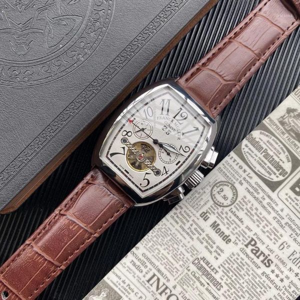 fast-selling five-needle large flywheel men's watch fashion wristwatches, Slivery;brown
fast-selling five-needle large flywheel men's watch fashion wristwatches, Slivery;brown