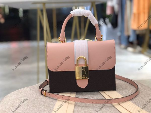 women luxurys designers bags 2021 quality coated canvas with silky cowhide classic magnetic padlock straps are removable and adjustable.
women luxurys designers bags 2021 quality coated canvas with silky cowhide classic magnetic padlock straps are removable and adjustable.