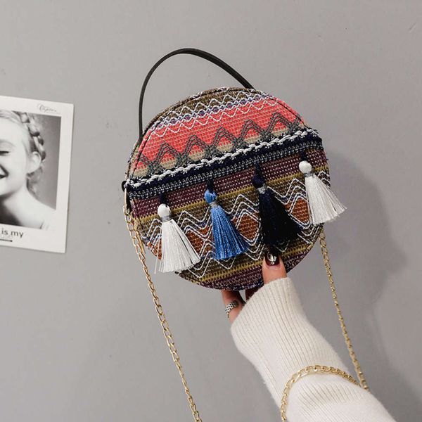 hbp fashion women's new national style chain tassel small round bag in autumn 2021 
hbp fashion women's new national style chain tassel small round bag in autumn 2021