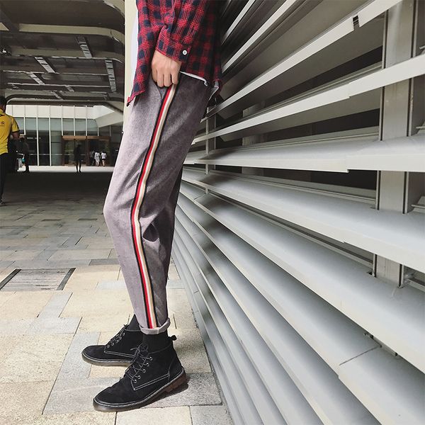 2021 new 219 spring men's corduroy fabric stripe printing weave bring leisure trousers bound feet cotton casual pants joggers sweatpant, Black
2021 new 219 spring men's corduroy fabric stripe printing weave bring leisure trousers bound feet cotton casual pants joggers sweatpant, Black
