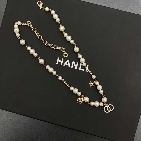 brand necklace womenround bead chain glass pearl gold brass material women's small fragrance inlaid with diamond star classic, Silver
brand necklace womenround bead chain glass pearl gold brass material women's small fragrance inlaid with diamond star classic, Silver