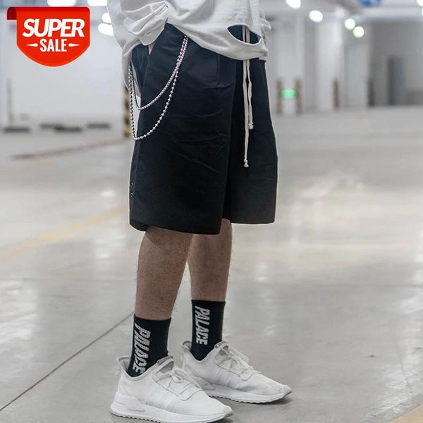 high street chain pockets ro suit shorts mens straight black gray oversize casual track shorts hip hop loose knee length pants #yy53
high street chain pockets ro suit shorts mens straight black gray oversize casual track shorts hip hop loose knee length pants #yy53
