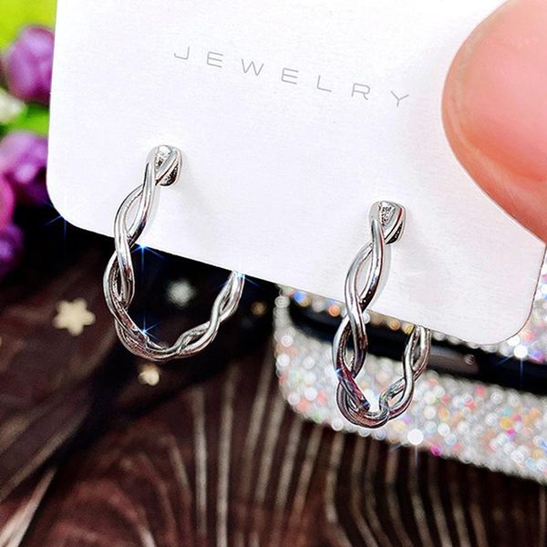 hoop & huggie simple circle earrings girls daily wear fashion accessories dance party versatile for women trendy jewelry, Golden;silver
hoop & huggie simple circle earrings girls daily wear fashion accessories dance party versatile for women trendy jewelry, Golden;silver