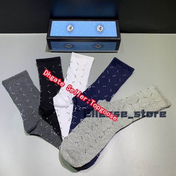 2021 designers mens womens socks five pair luxe sports winter mesh letter printed tiger wolf head sock embroidery cotton man socks with box, Black
2021 designers mens womens socks five pair luxe sports winter mesh letter printed tiger wolf head sock embroidery cotton man socks with box, Black
