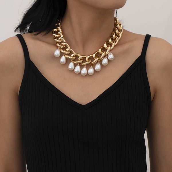 creative jewelry personality exaggeration trendy women's aluminum collar chain imitation pearl pendant necklac, Silver
creative jewelry personality exaggeration trendy women's aluminum collar chain imitation pearl pendant necklac, Silver