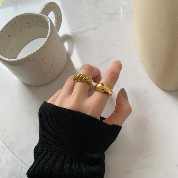 wedding rings thick golden smooth thread ring european and american fashion temperament bracelet, Slivery;golden
wedding rings thick golden smooth thread ring european and american fashion temperament bracelet, Slivery;golden