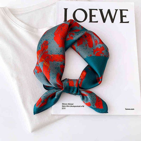 scarves 2022 korean spring and autumn square women's fashion mulberry silk small scarf bib, Blue;gray
scarves 2022 korean spring and autumn square women's fashion mulberry silk small scarf bib, Blue;gray