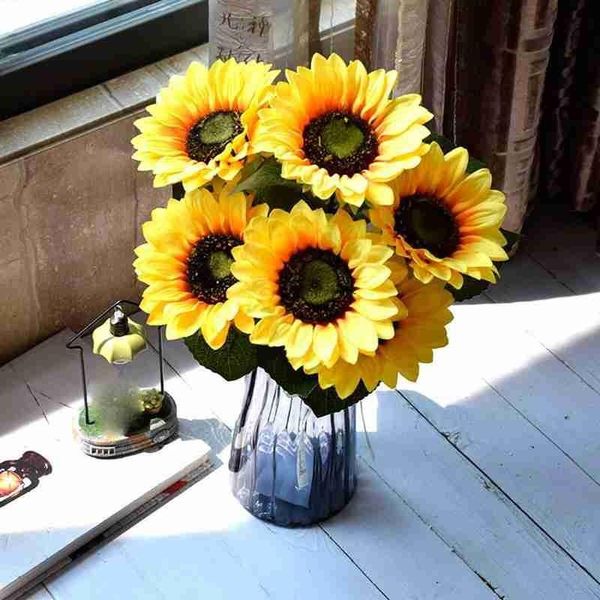 1pc 50cm simulation plastic sunflowers artificial daisy flower bouquet diy home garden wedding table sunflower decorative plant
1pc 50cm simulation plastic sunflowers artificial daisy flower bouquet diy home garden wedding table sunflower decorative plant