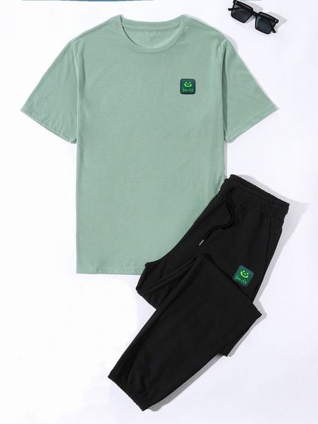 men letter and cartoon face print tee & drawstring waist sweatpants u3ji#, Gray 
men letter and cartoon face print tee & drawstring waist sweatpants u3ji#, Gray