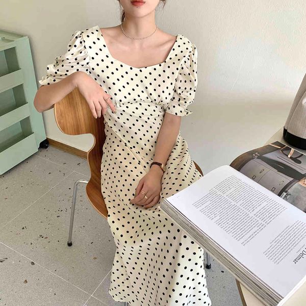 casual dresses 2021 women summer vintage elegant dot long dress sashes square collar high waist a-line midi sundress 96j3, Black;gray
casual dresses 2021 women summer vintage elegant dot long dress sashes square collar high waist a-line midi sundress 96j3, Black;gray