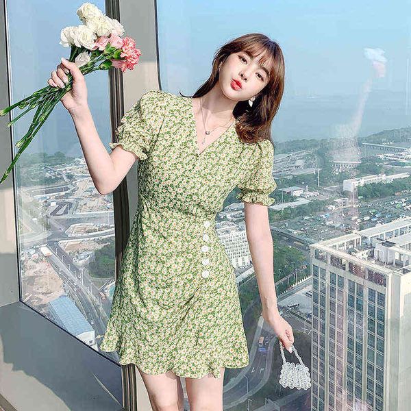woman casual dresses french dr's 2022 spring and summer bubble sleeve short green daisy floral skirt, Black;gray
woman casual dresses french dr's 2022 spring and summer bubble sleeve short green daisy floral skirt, Black;gray